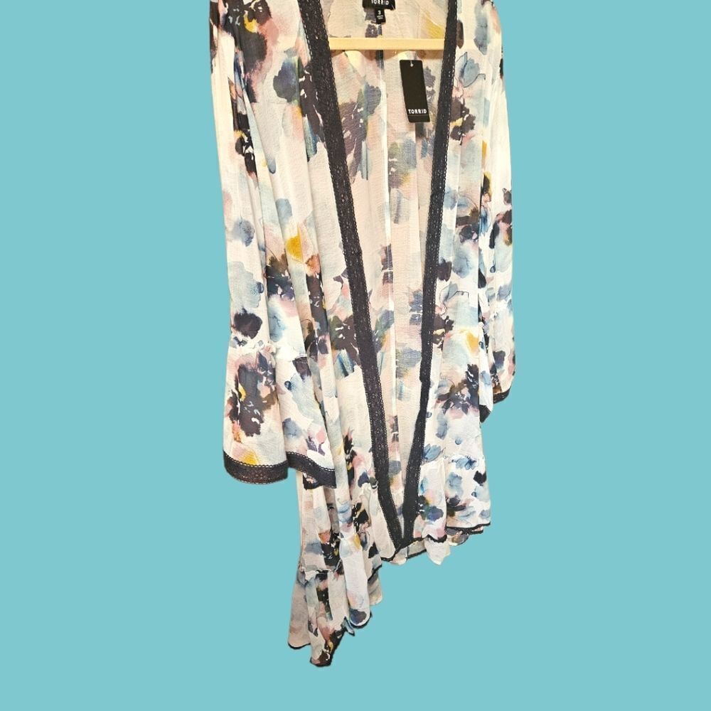 TORRID Textured Plus Size Chiffon Midi Ruffle Kimono.โJUST IN! - Picture 6 of 16